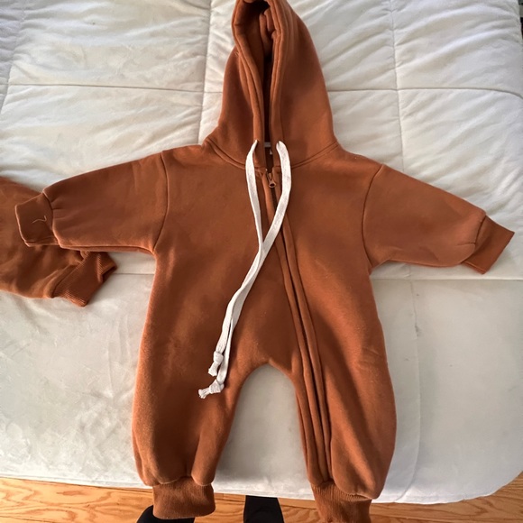 Boys matching sweatshirt rompers! - Picture 3 of 3